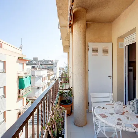 Pretty With Balcony Apartament *