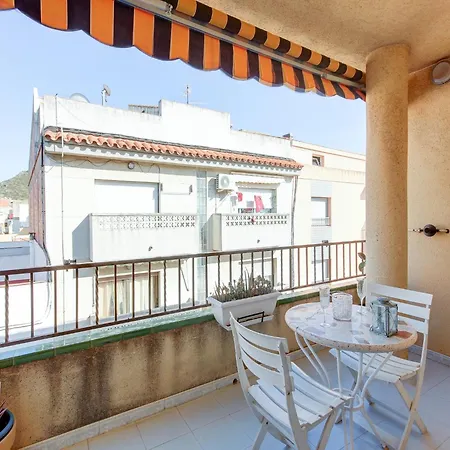 Pretty With Balcony Apartament